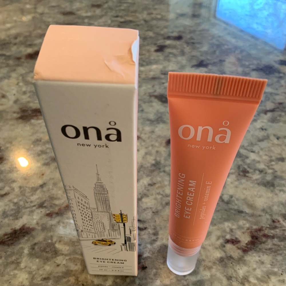 Ona New York Brightening Eye Cream brand new in box 15 ml. Full size